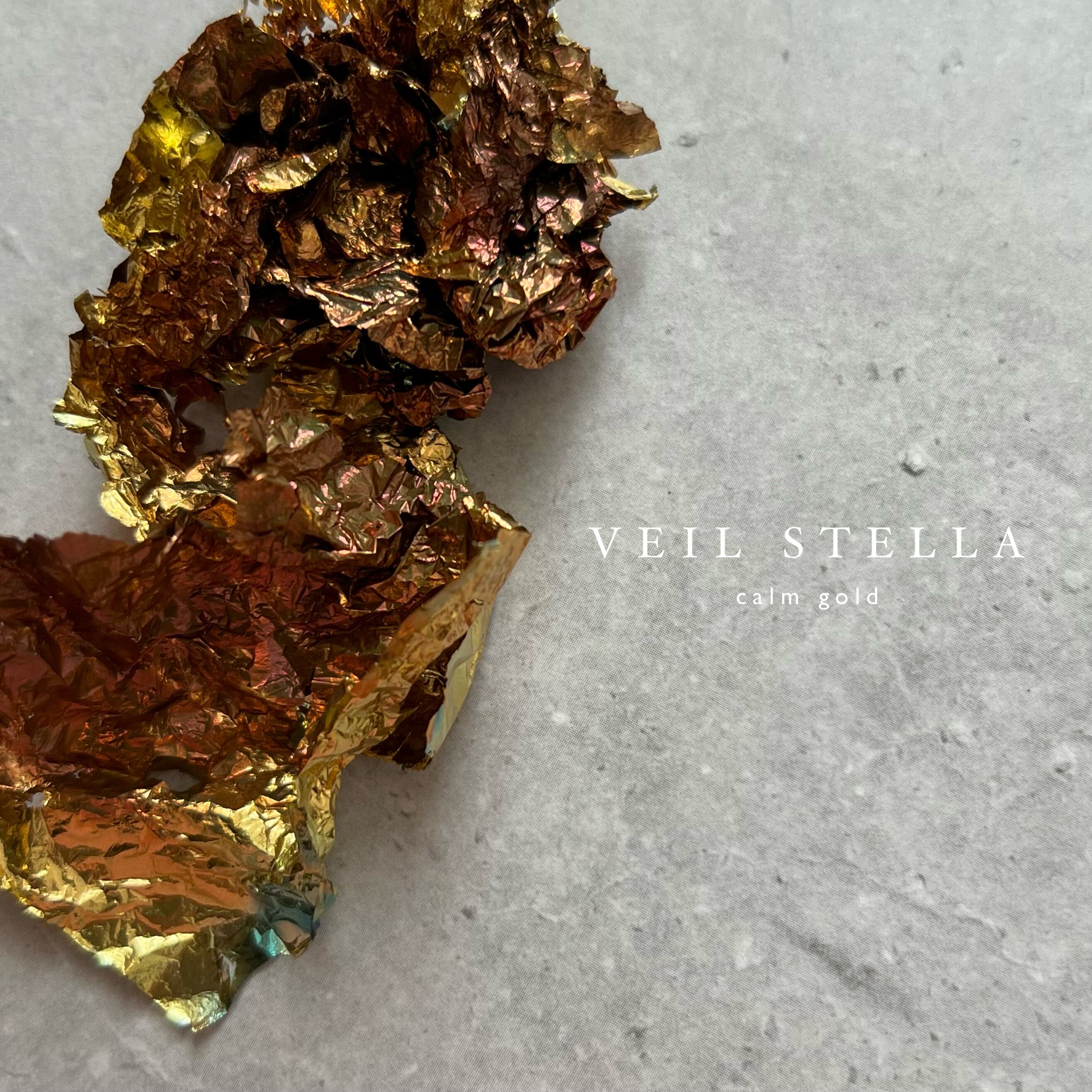 calm gold _ veil stella