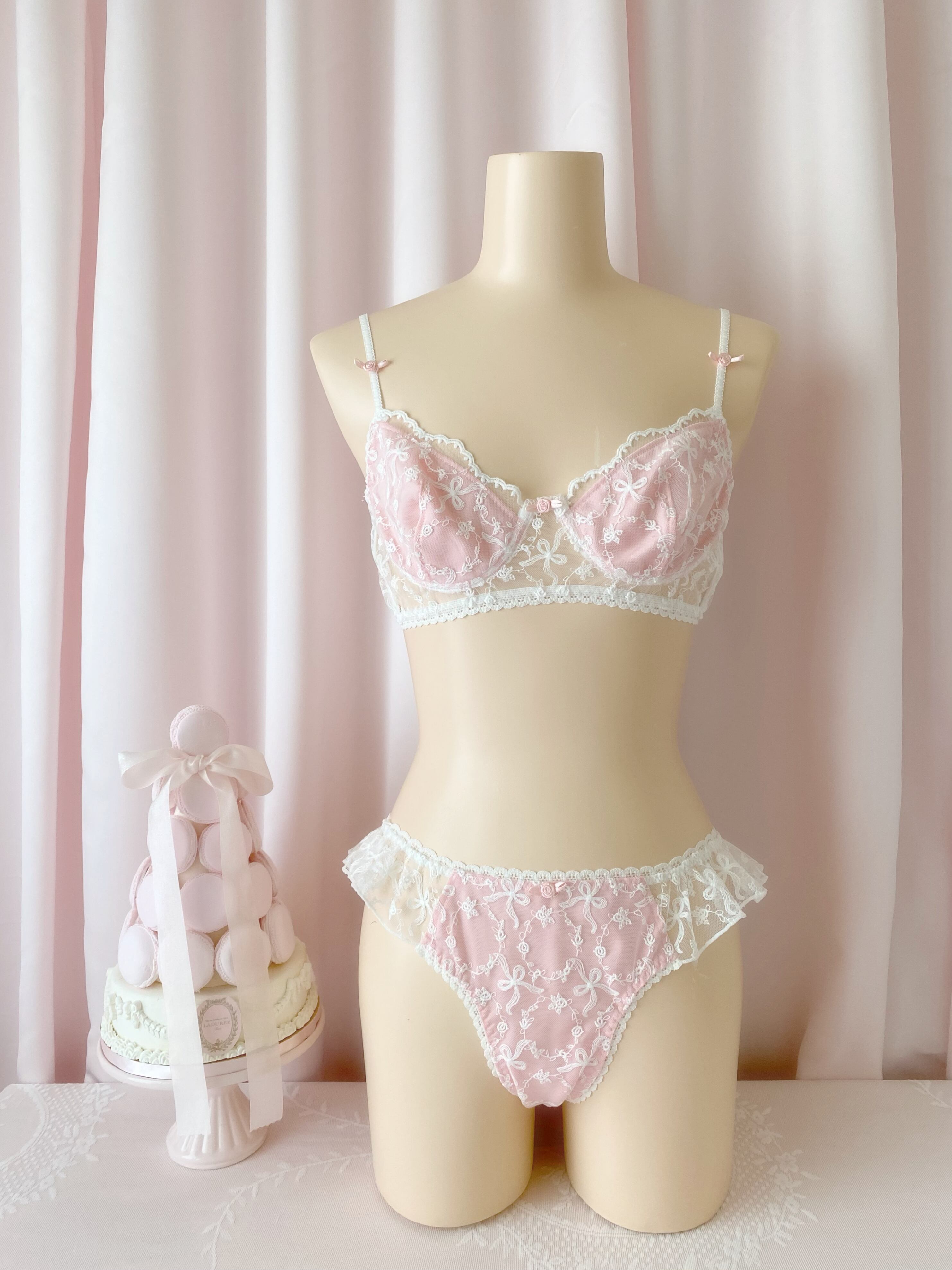 Le Petit Trianon panty