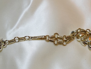 VINTAGE "CORO" white gold color necklace