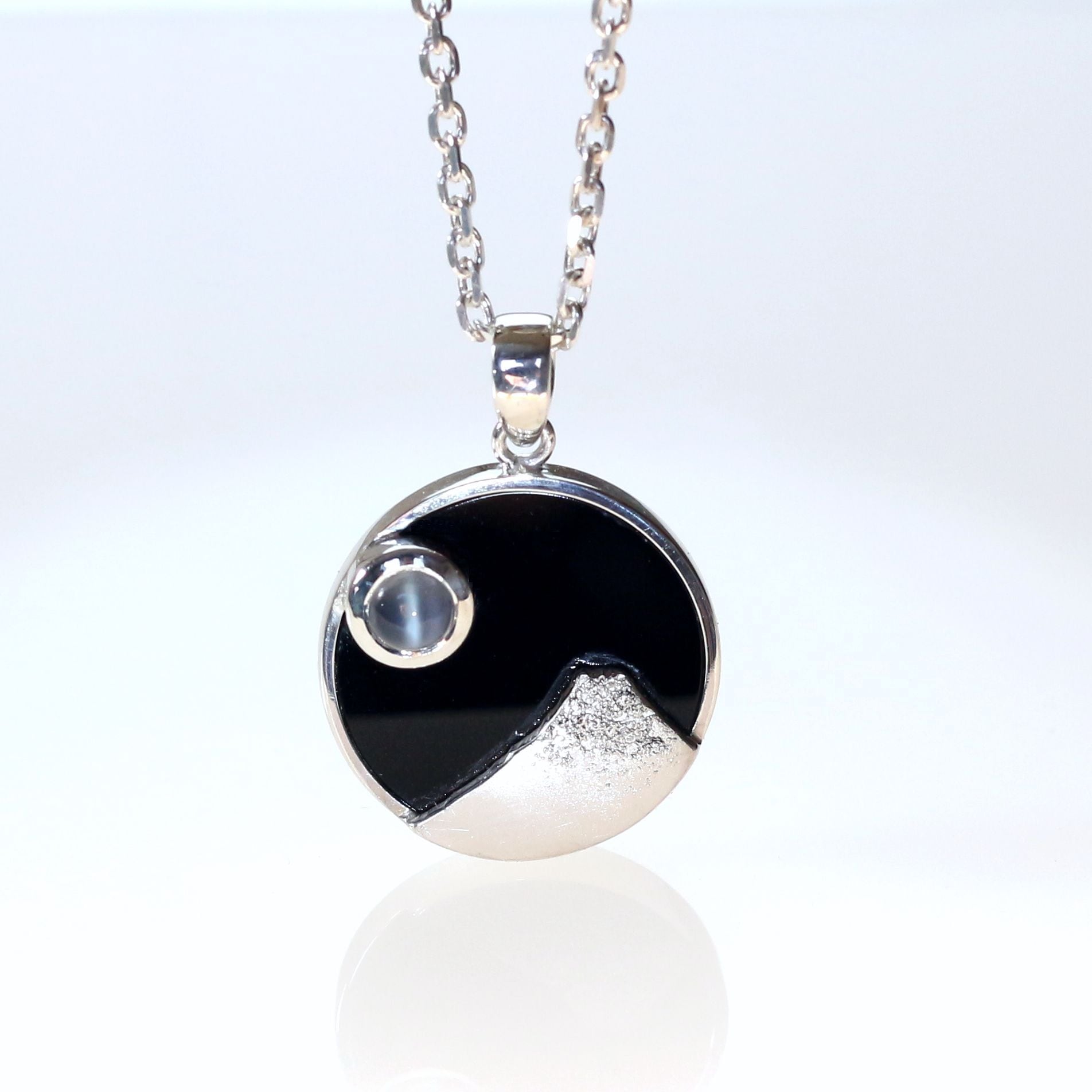 Pt900 ブルームーンストーンリング 0.68ct | Atelier Ozaki