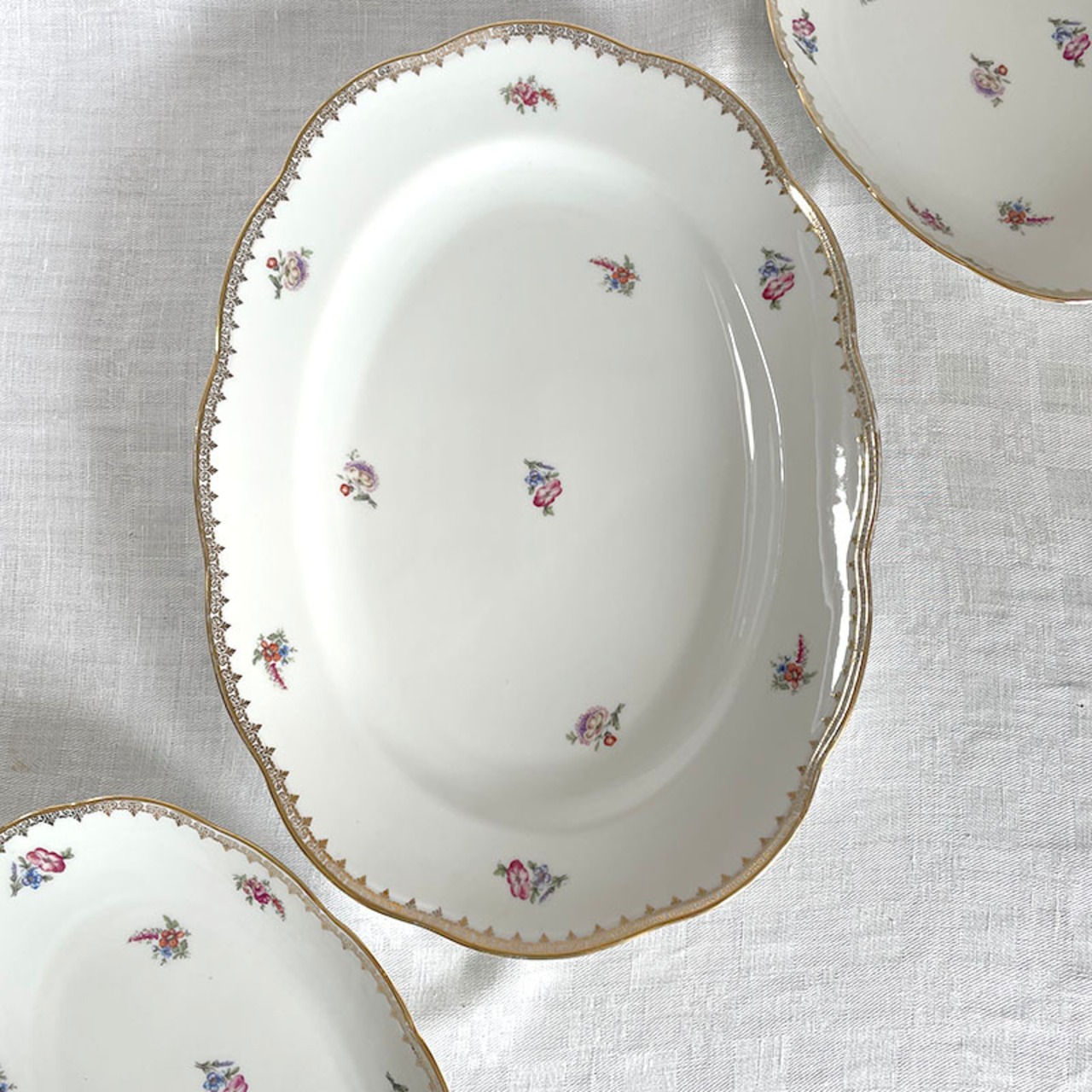 大皿オーバル型　小花散る白磁　パーティー 12TWdz14-1