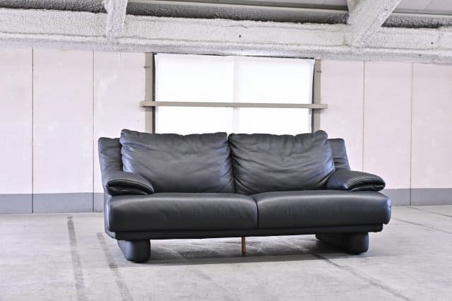 IDC大塚取り扱い 本革 イタリア製 45万 INCANTO社「DIVANI」2.5人掛けソファ ラブソファ ブラック アームソファ ディバーニ モダン【中古家具/中古インテリア/USED家具ユーズド家具/リサイクル】