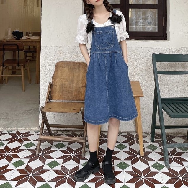 サロペットスカート スカート デート サロペット デニムスカート 膝上 ミモレ ミモレ丈 Aライン ハイウエスト デニム ブルーデニム 薄手 かわいい 大人可愛い シンプル カジュアル おしゃれ お洒落 レトロ 大人可愛い 大人女子 こなれ感 ラブリー キュート とろみ感 抜け感 シンプル 無地 春 夏 10代 20代 レディース 女性用 学生 デート お出かけ 女子会 着回し 普段使い ファッション コーデ スタイル モテ 美脚 脚長 サイズ S M L XL ゆったり ゆる サイズ 青 ブルー
