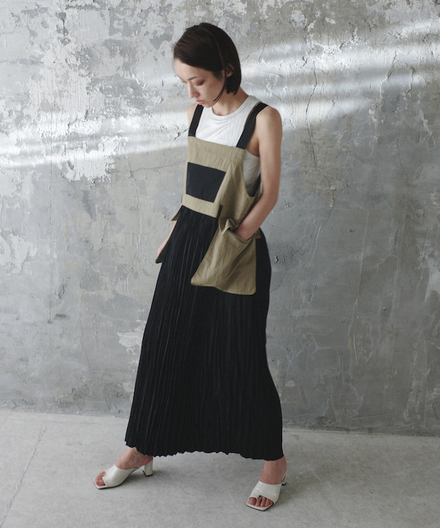 DOCKING DESIGN JUMPER SKIRT (BEIGE)