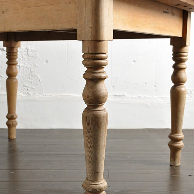 French Pine Dining Table / フレンチ パイン ダイニングテーブル