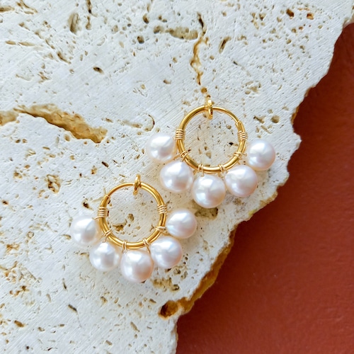 横山由依さん着用14Kgf big pearls bubble pierced earrings / earrings