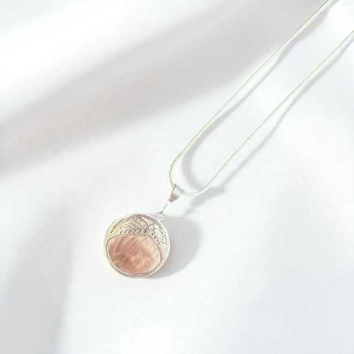 シェルｘシルバーヘッドネックレス