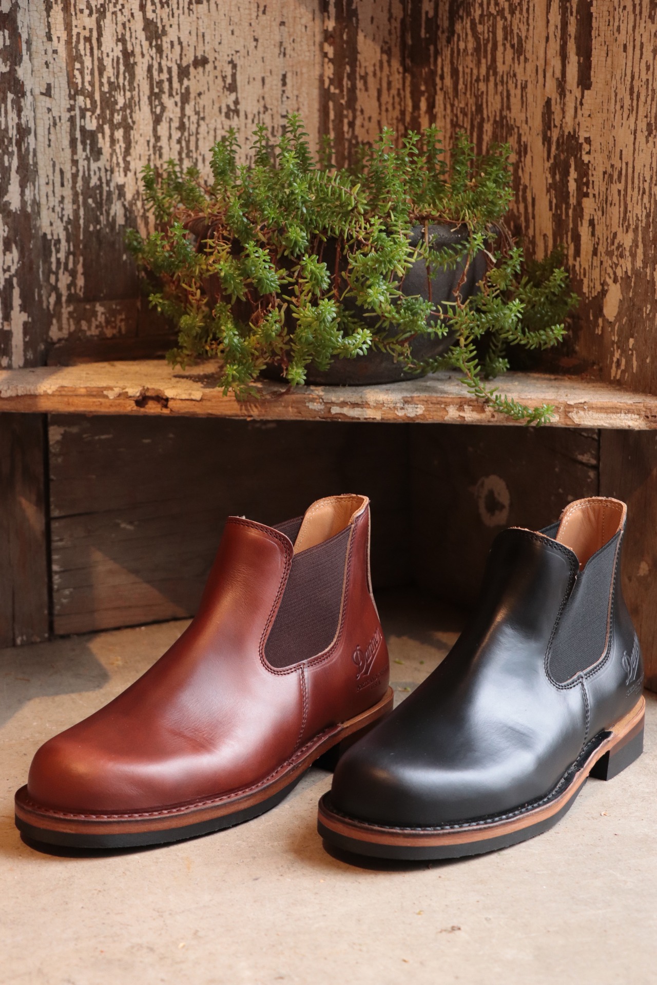 Danner ブラウン 手厚く サイドゴアブーツWEST THUMBウエストサム 