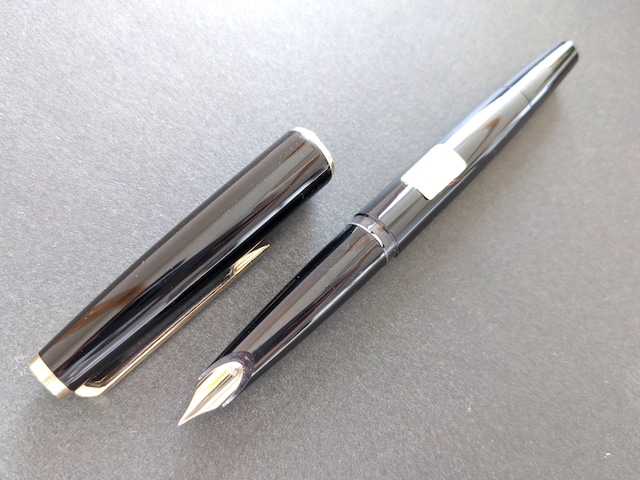 ’70s　モンブラン ４２０ Ｇ　MONTBLANC 420 G　（細字）　14K　　　　　02342＊