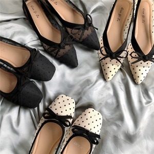 シアードットパンプス