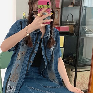 OffbeatNancy動物の刺繡入りレトロデニムシャツ