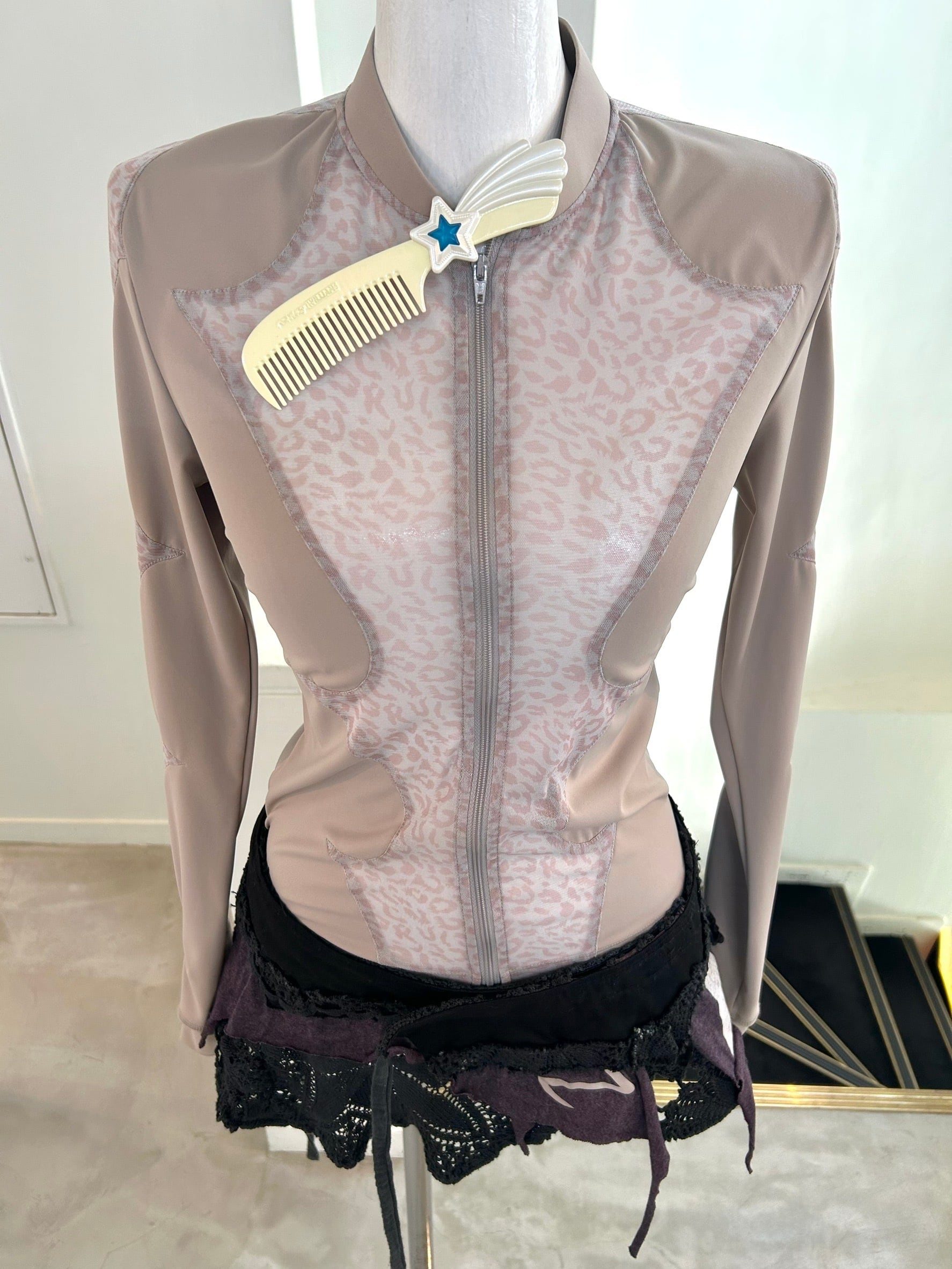 RUIbuilt thorn combo leopard mesh sport jacket