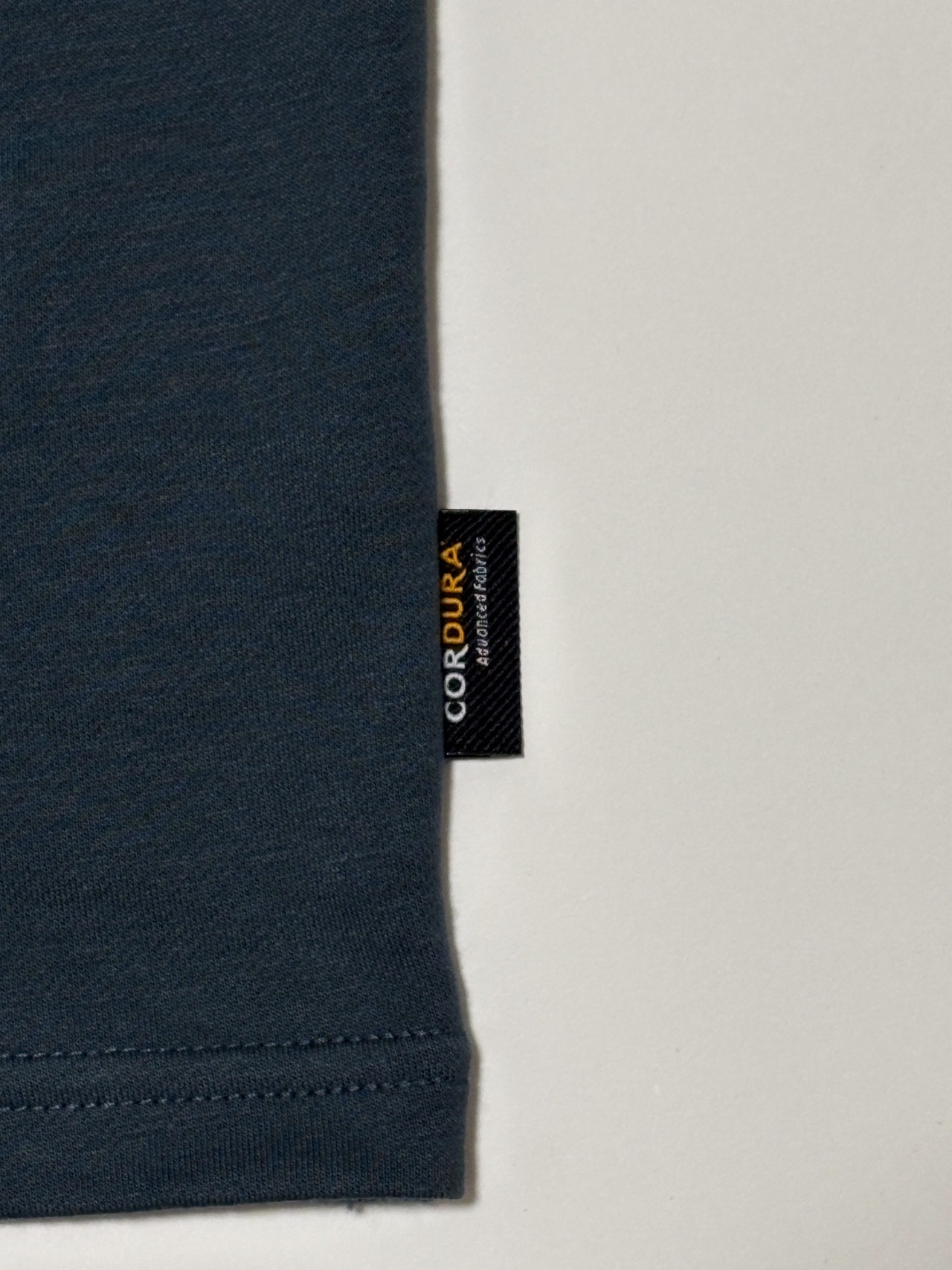 IN THE END MOCK NECK NAVY