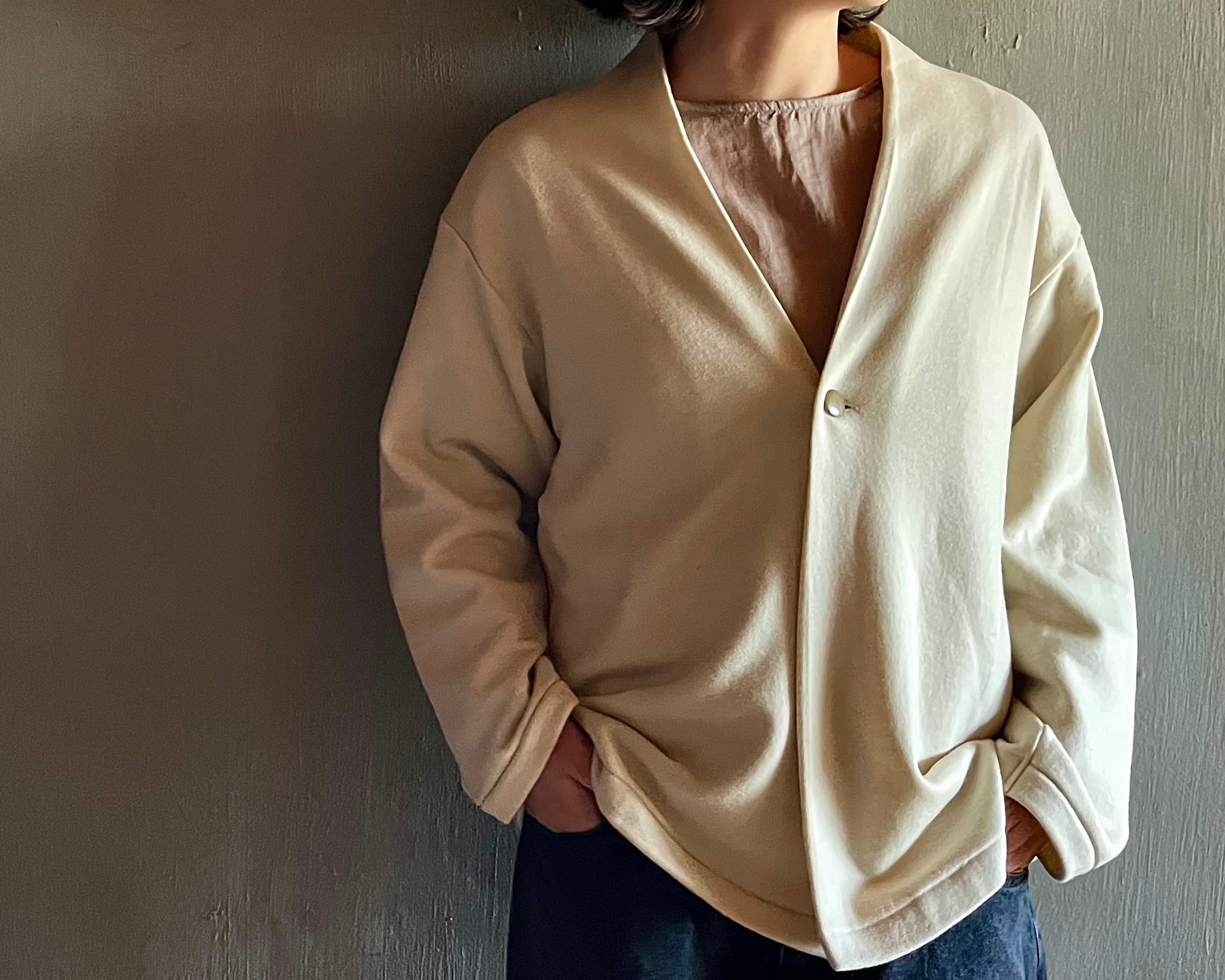 MITTAN｜super120'sウール裏毛カーディガン 白茶 T-31 | CORNER_122