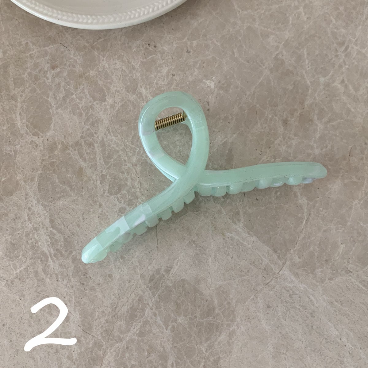Hellミントグリーンのヘアクリップ 5s | paapilioo