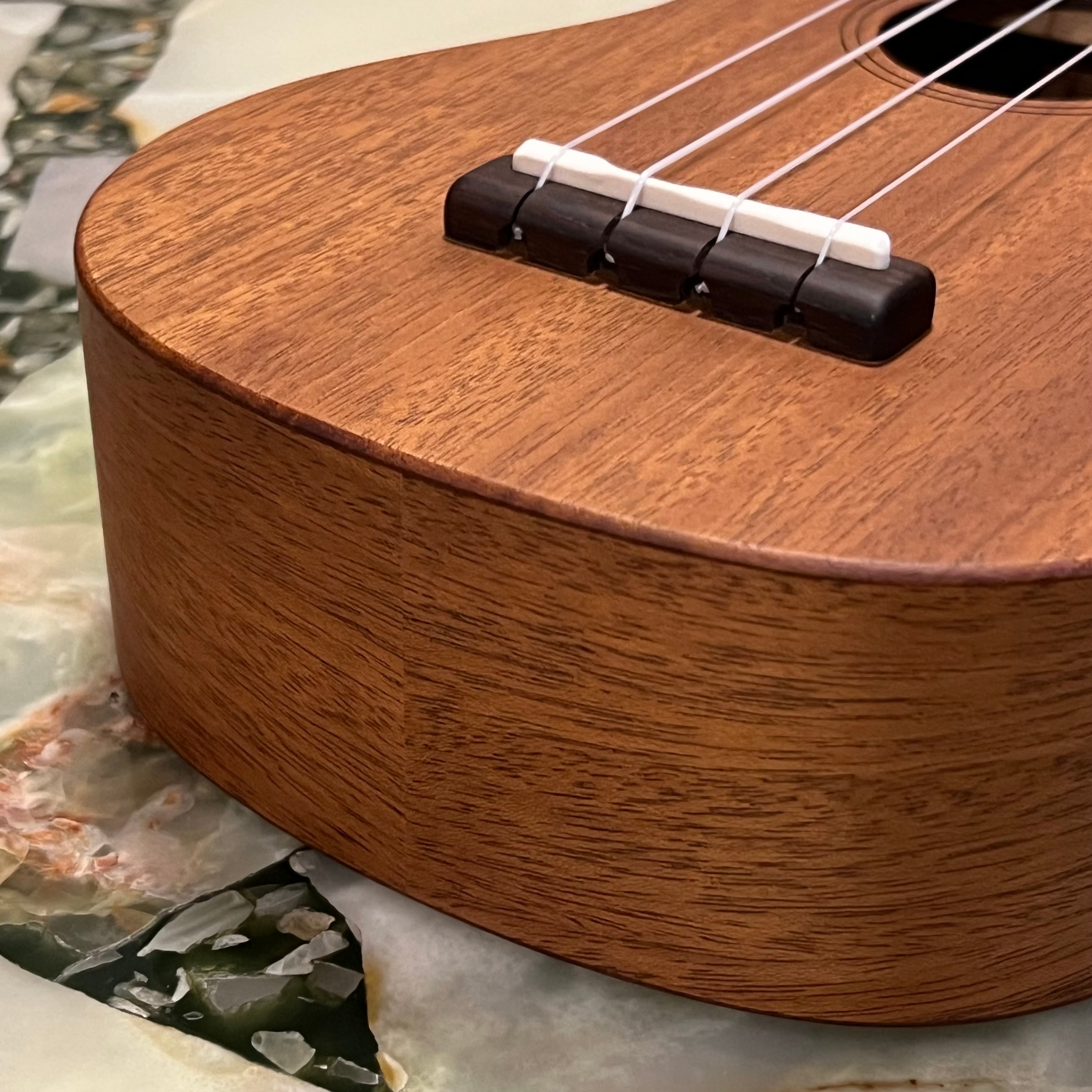 値下げ・ウクレレ【pupukea】 新品 調整済 Pupukea ソプラノロングネックウクレレ UF-30LN | UKULELE