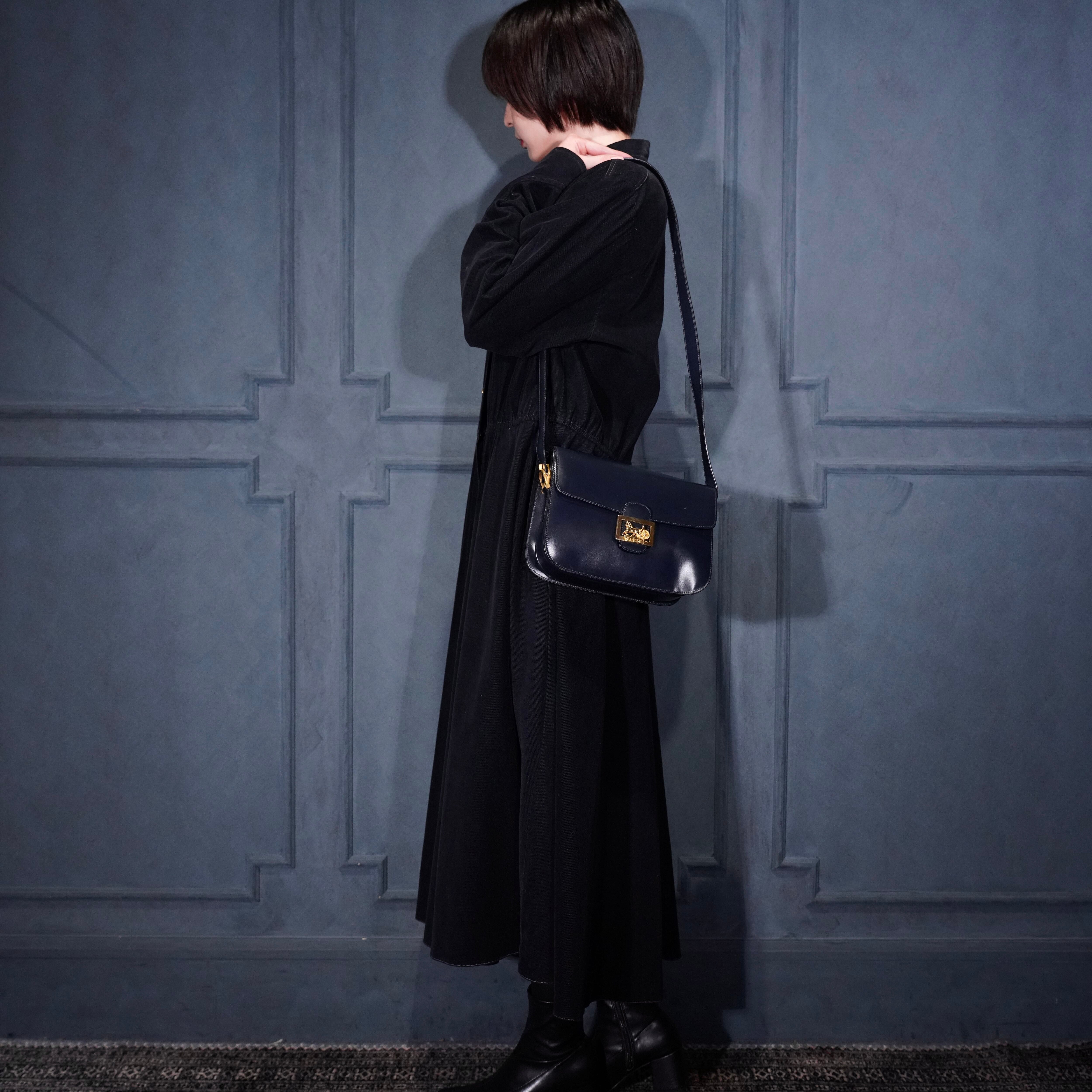 CELINE CARRIAGE LOGO DESIGN LEATHER SHOULDER BAG/オールドセリーヌ