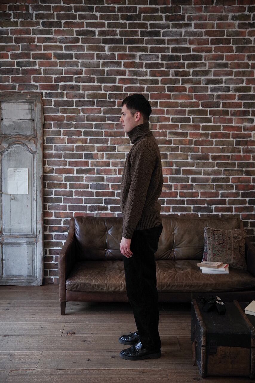 Hand Framed High Neck P/O