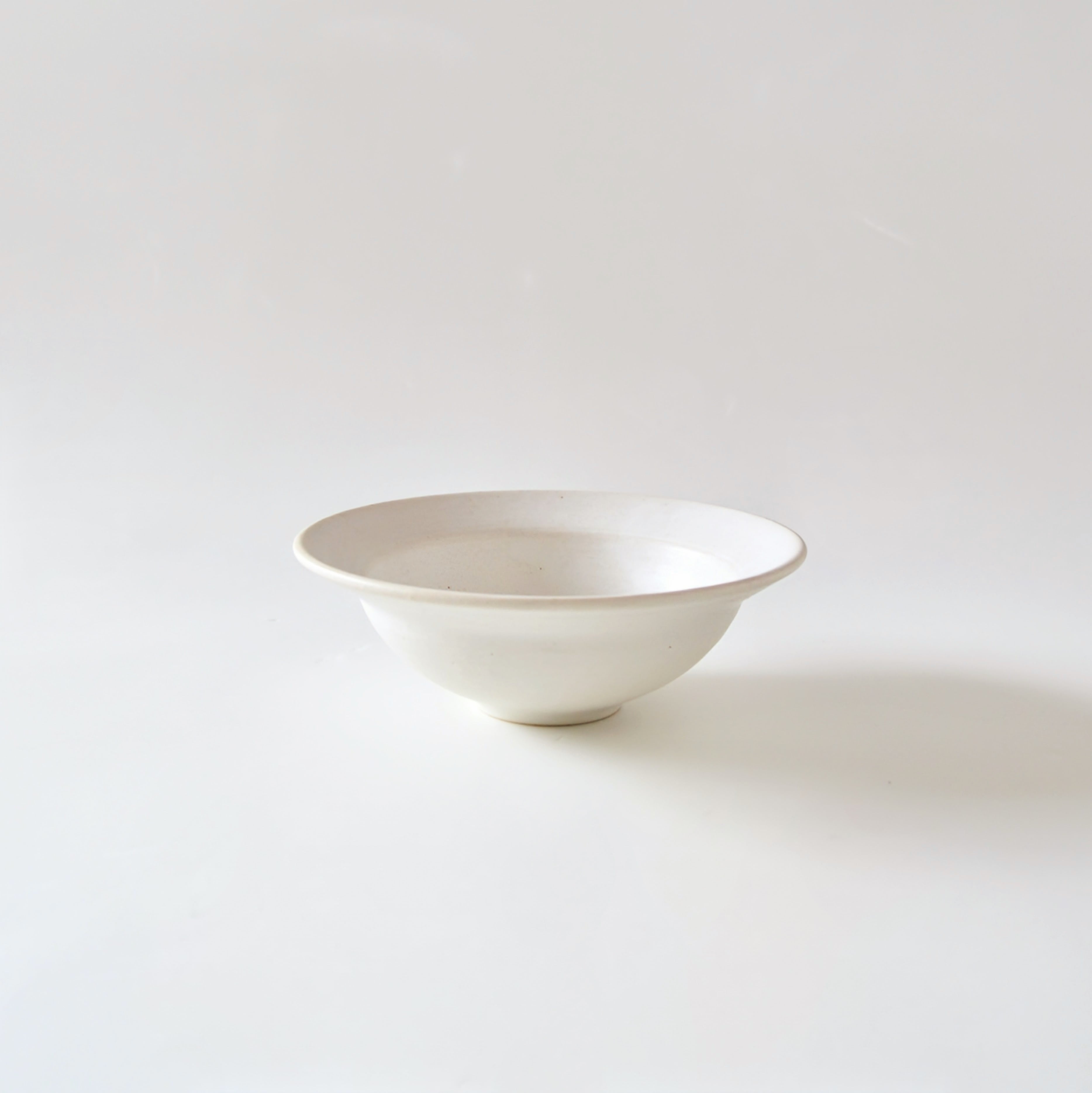 【個展 comfortware】小野俊 / 白珠釉 リムボウル M