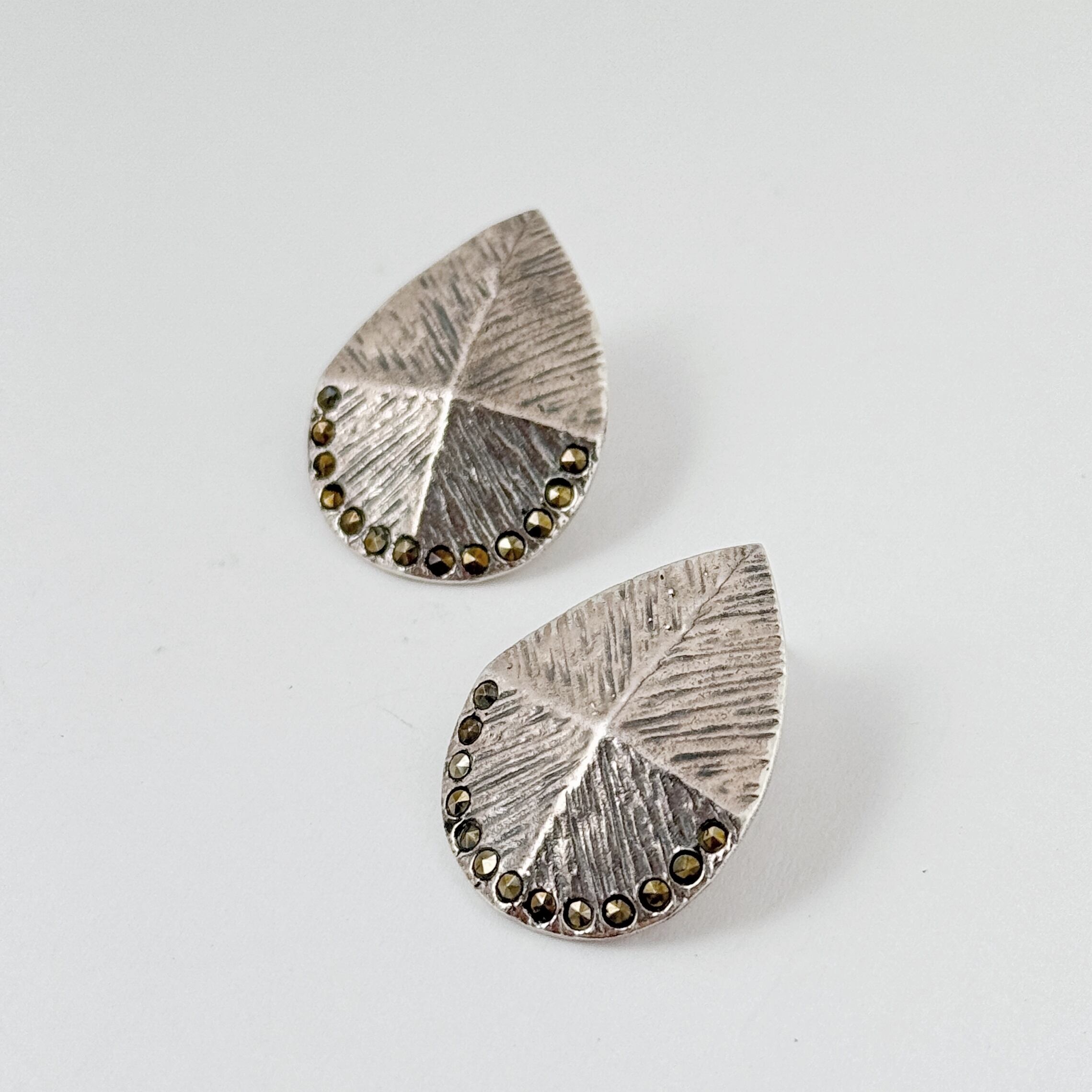 【ラスト1】マーカサイト ドロップ スタッド ピアス XL size