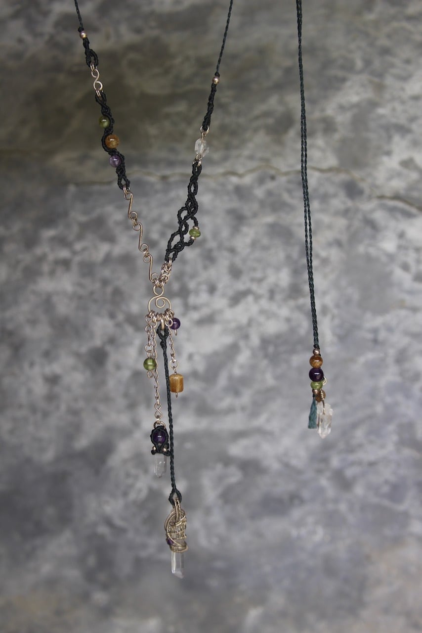 Crystal mix wire wrapping micromacrame necklace