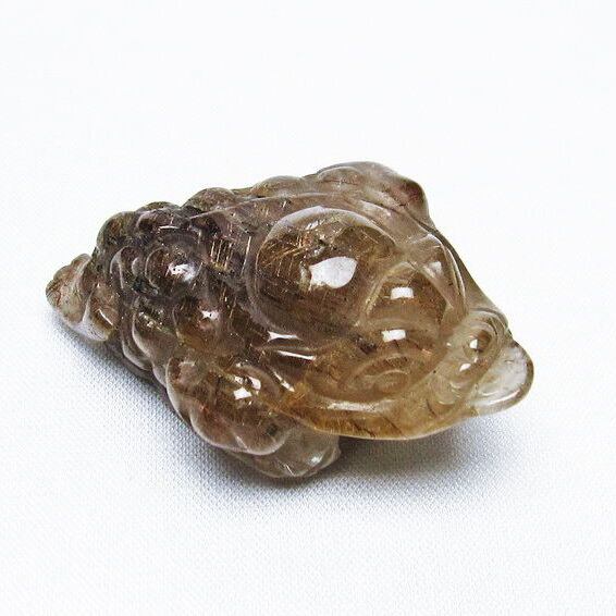 金針ルチル 金蟾 置物 手彫り 彫刻品 キンセン ルチルクォーツ 原石 一点物 144-55