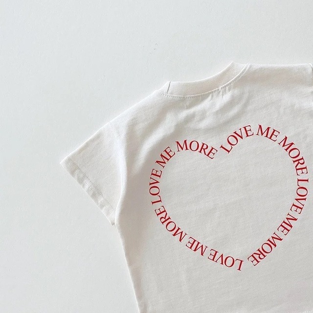 【取寄】LOVE ME MOREのハートロゴが可愛すぎるシンプルセットアップ