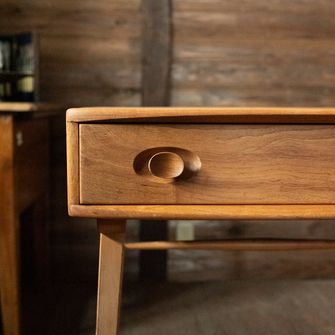 Ercol Desk / アーコール デスク〈机・パソコンデスク・ミッド