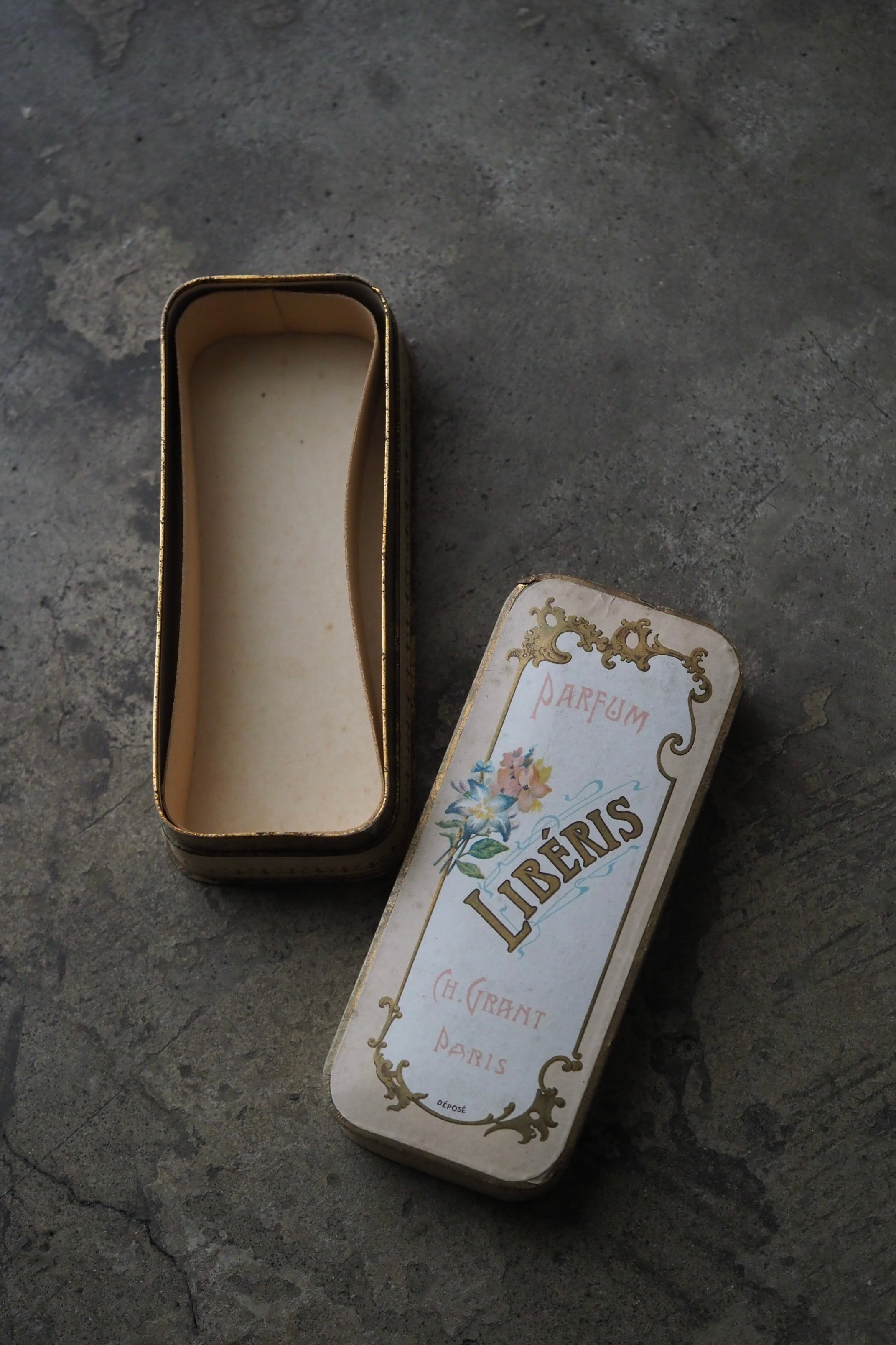 パフュームの紙箱-antique perfume paper box | アンティーク