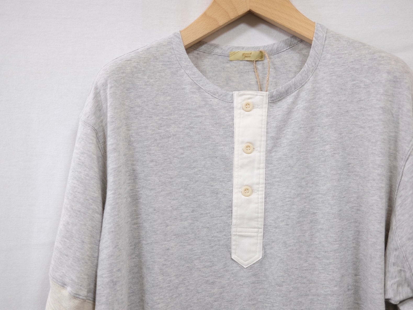 gourmet jeans” HENRY NECK S/S ASH” | Lapel online store