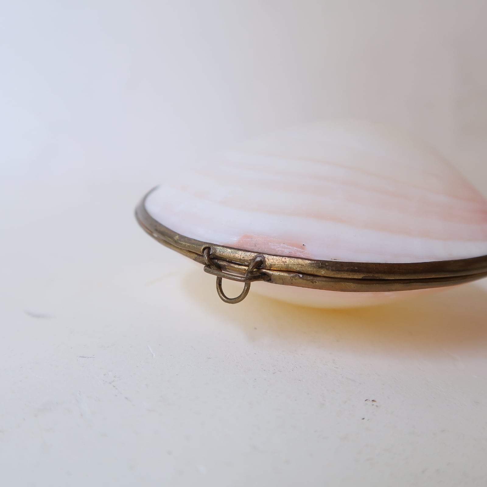 漆塗りの貝細工アクセサリーケース 貝細工のアクセサリーケース 漆塗りの貝細工アクセサリーケース 漆塗りの貝