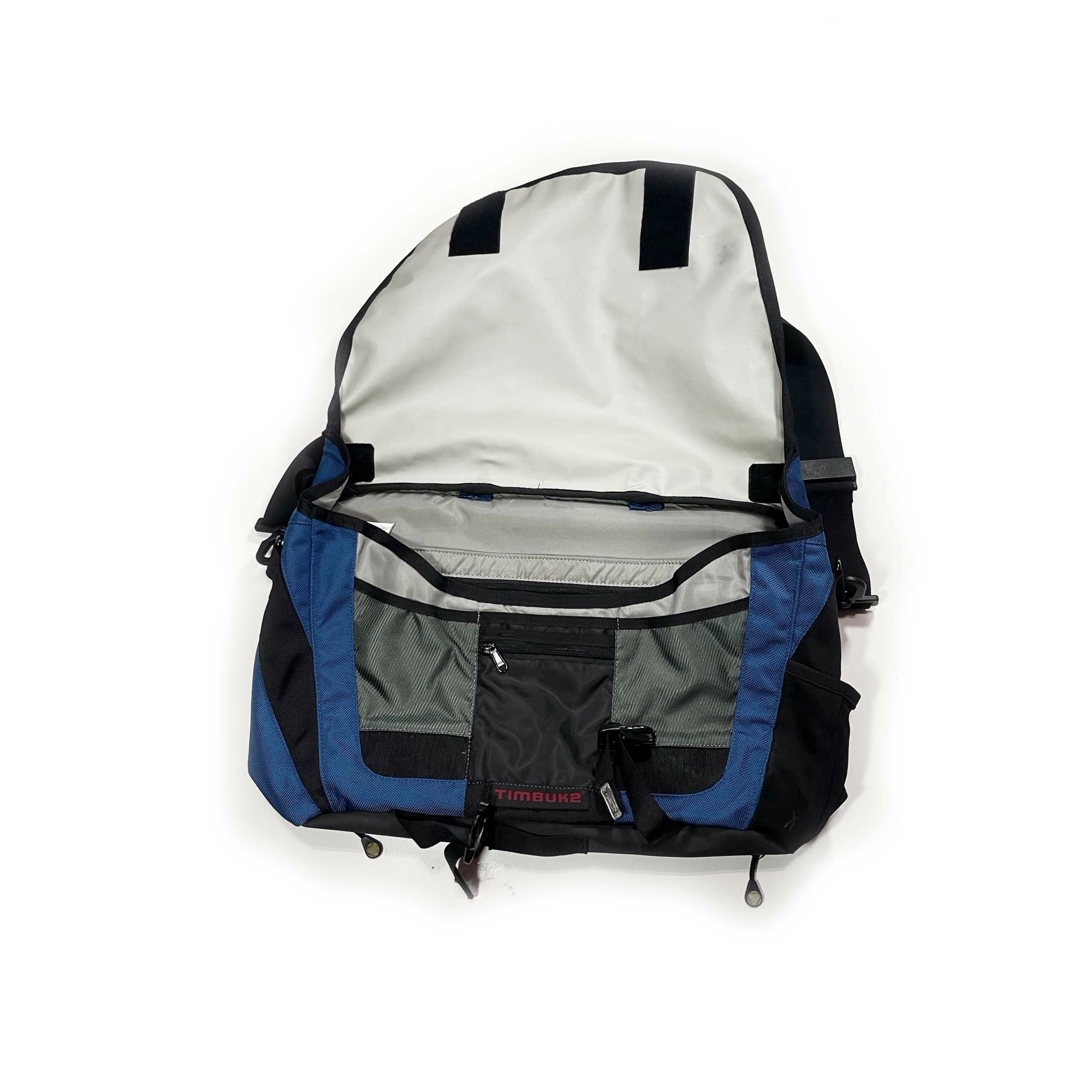TIMBUK2 multiple pocket messenger bag | early palace TIMBUK2 multiple pocket messenger bag | early palace