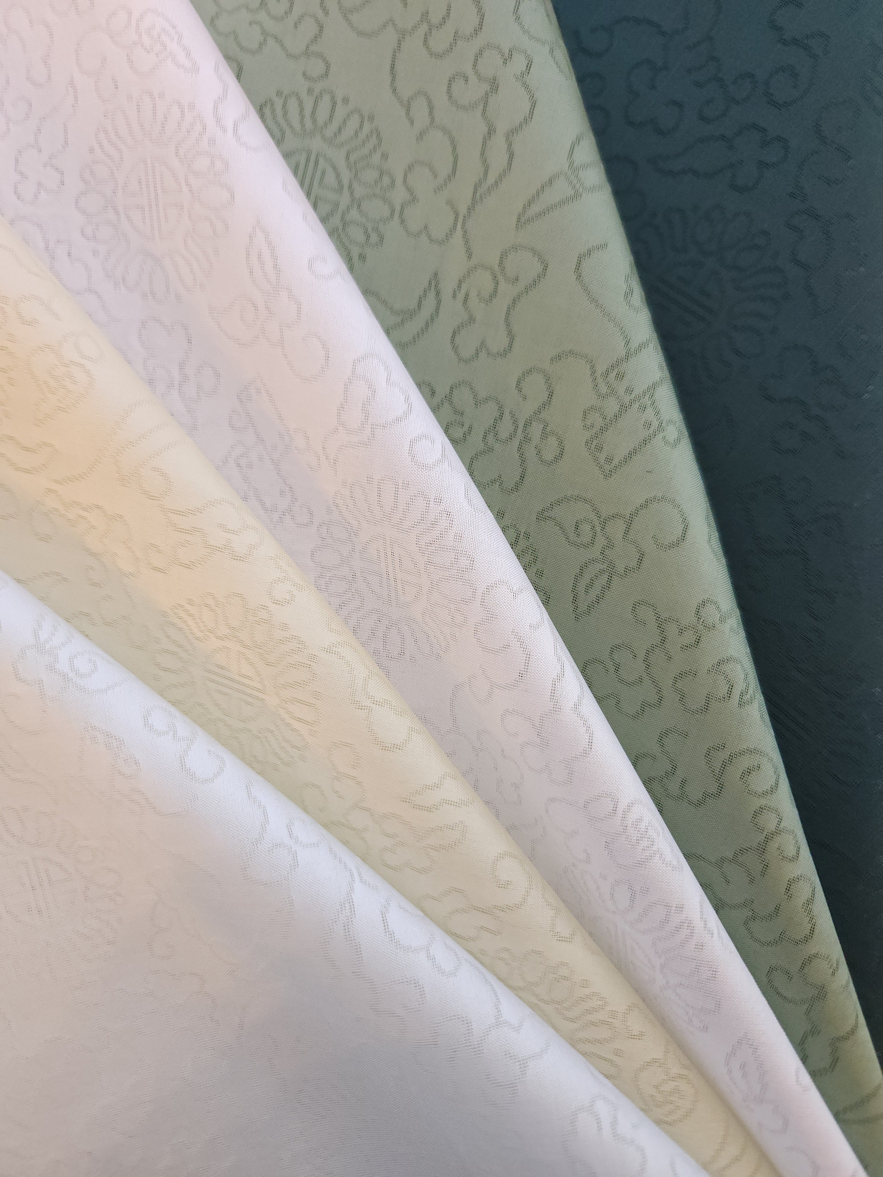 ●生地セット● シルク スッコサ 4色/5色 ● 28x30cm●