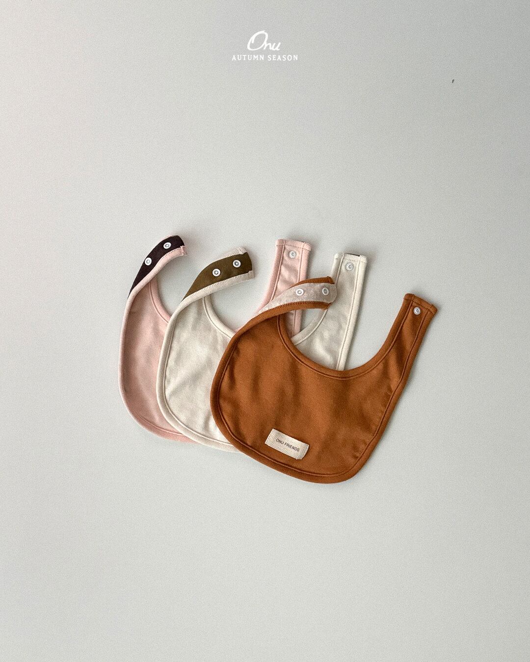 reversible bib【onu】※9月中旬発送予定