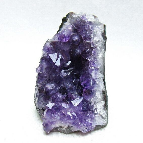 アメジスト クラスター ウルグアイ産 アメジスト 原石 一点物 182-8264