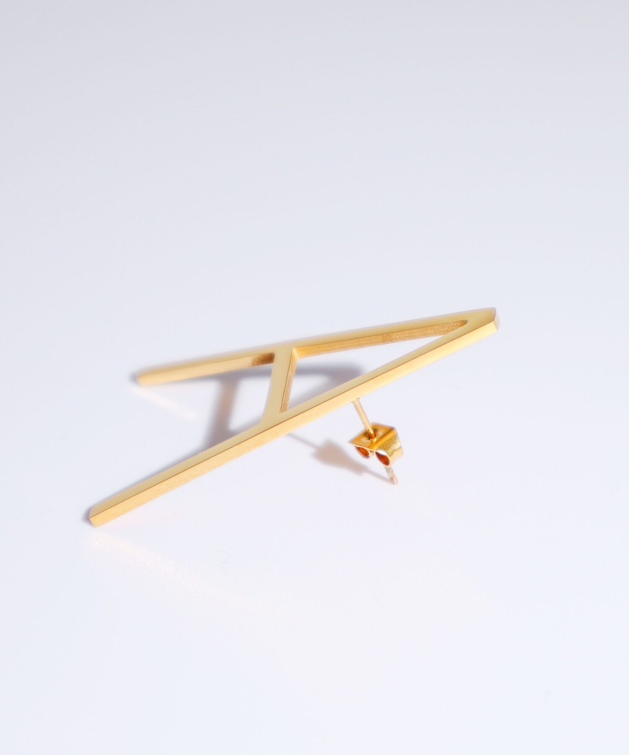 レターピアス(片耳)/021001