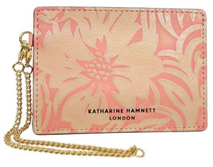 未使用 アウトレット品 キャサリンハムネット カードケース パスケース チェーン付 型押し 花柄 ナデシコ レザー ナディシュ サーモンピンク ピンク　KHP430　レディース　KATHARINE HAMNETT  【中古】0120g2752