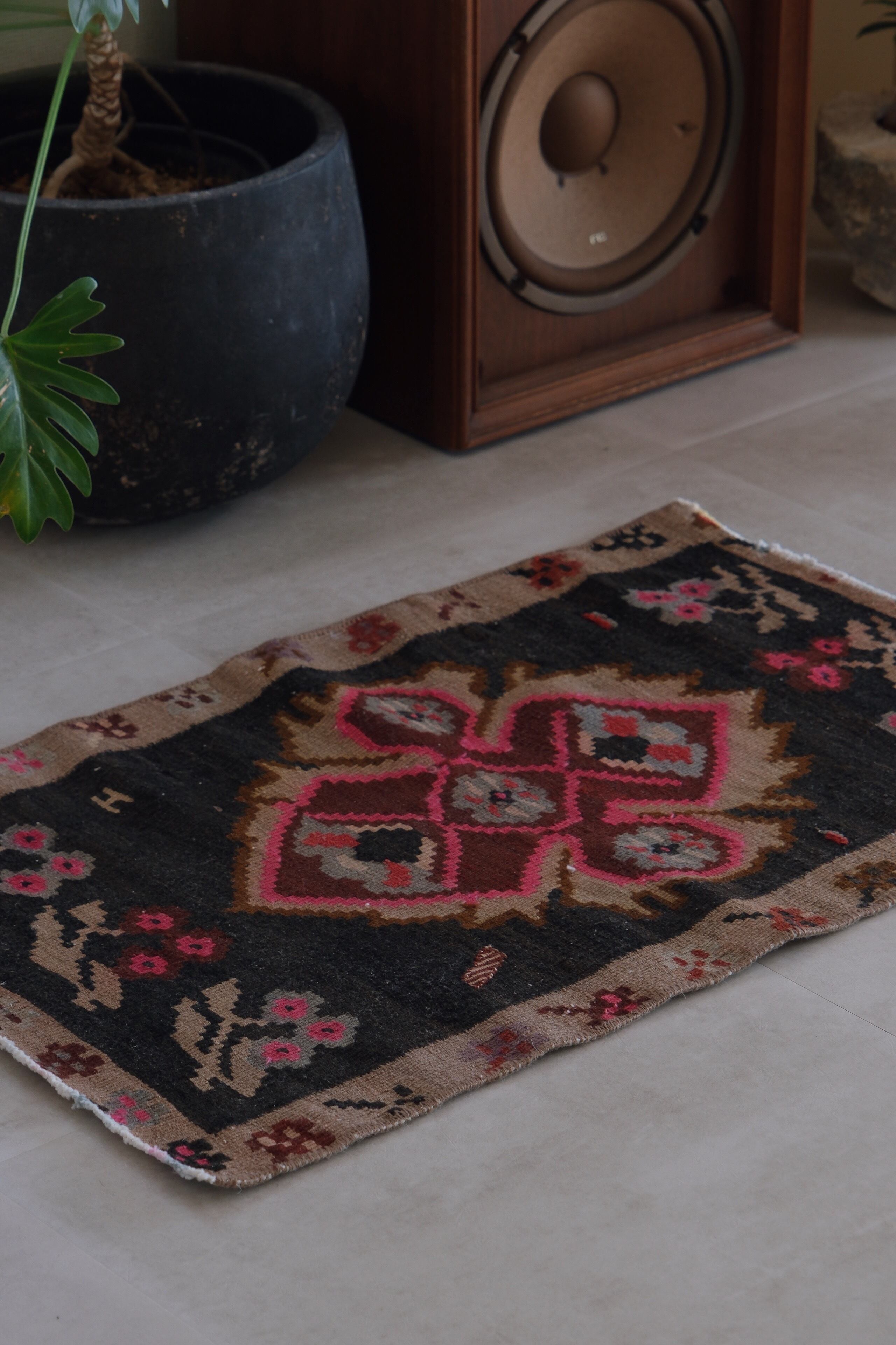 Vintage Kilim Rug 48*77【S136】 | OoKE vintage