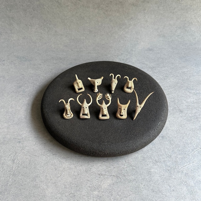 ko-ma    朝倉綱大    FORESTMONSTER  MASK PIN