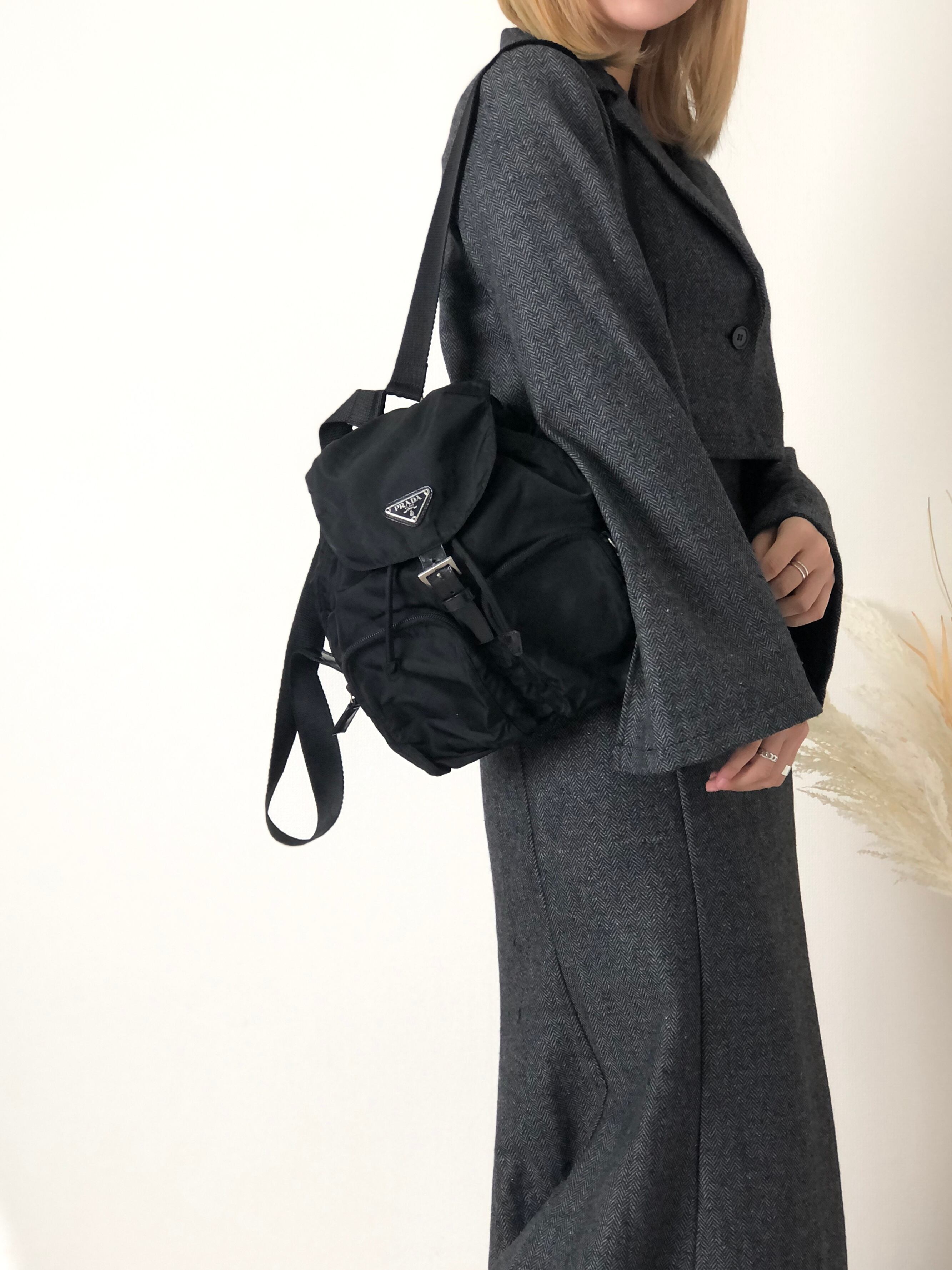 PRADA プラダ 90S トライアングルロゴ レザー リュック バックパック PRADA プラダ 90S トライアングルロゴ レザー リュック バックパック