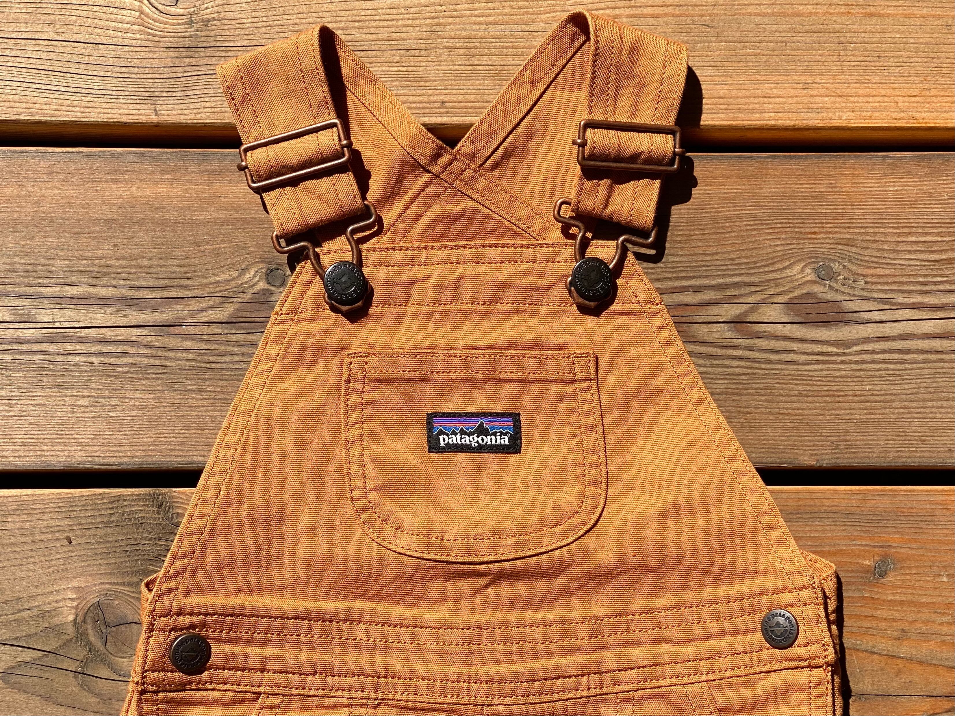 Patagonia / Baby Stand Up Shortalls | Little Wings Patagonia / Baby Stand Up Shortalls | Little Wings
