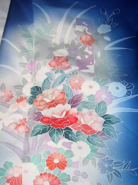 正絹訪問着からリメイクのワンピース ブルーの暈し