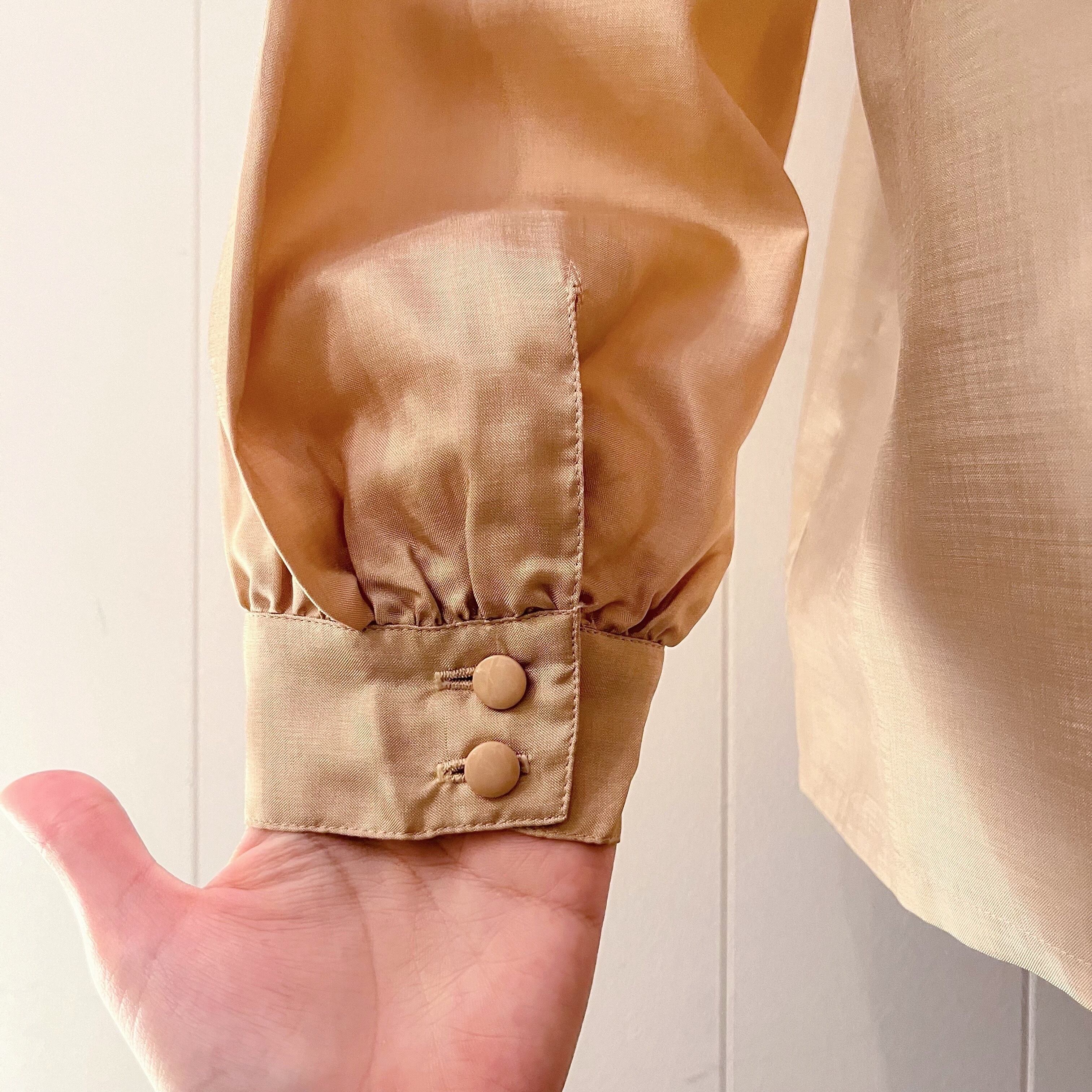 beige double collar blouse