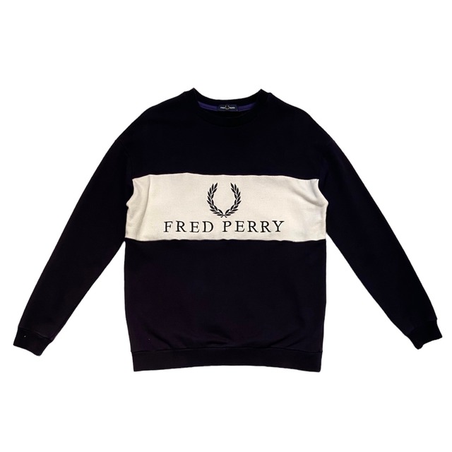 古着【FRED PERRY】フレッドペリー　ロゴ刺繍　スウェット　日本製