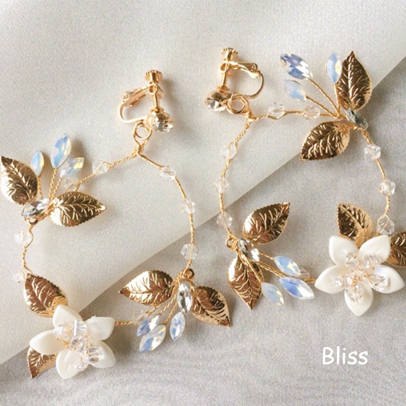 E-064 ウェディング アクセサリー【小枝 ゴールド フラワー リース ゴールド イヤリング (or ピアスより選択)】ブライダル