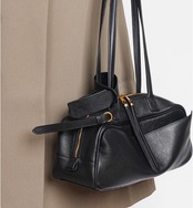 本革ショルダーバッグ