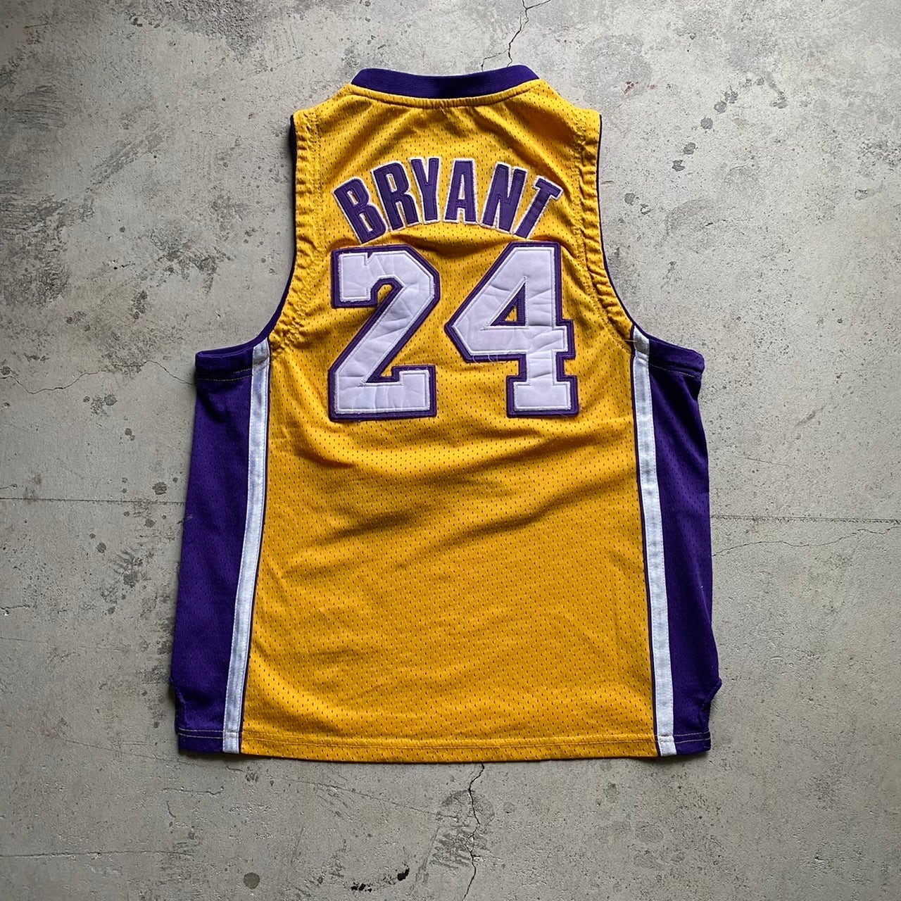 激レア！ NBA コービー・ブライアント BRYANT ＃24 ユニフォーム