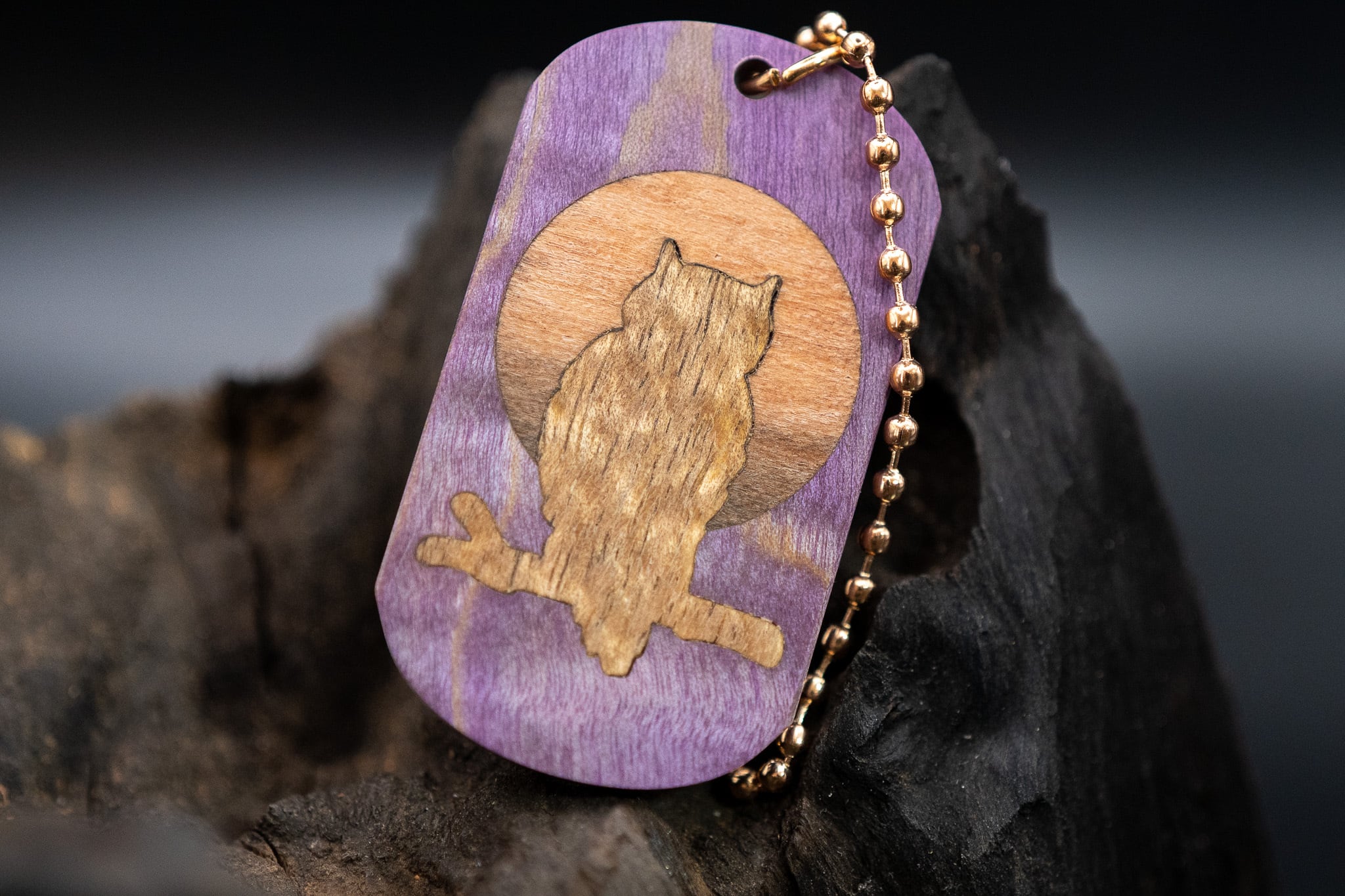 【単(ひとえ)】スタビライズウッド 楓 縮み杢 ドッグタグ 象嵌 夜とミミズク