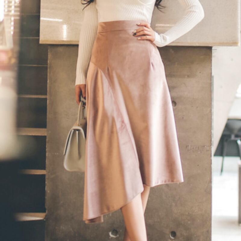 アシンメトリー・ミディ—丈フレアスカート