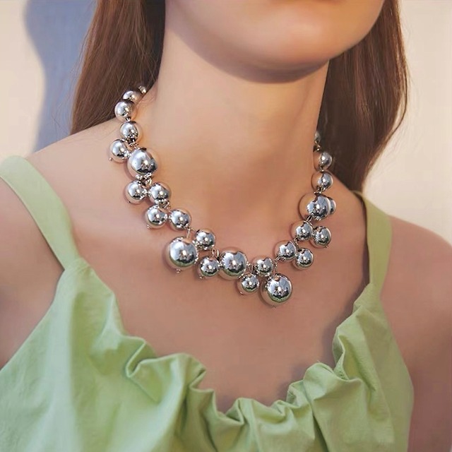 Irregular Ball Choker Necklace
